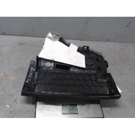 Boite a gants BMW SERIE 1 F21 Photo n°1