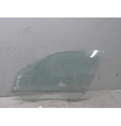 Vitre avant gauche BMW SERIE 1 F21 Photo n°1