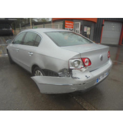 Feu arriere secondaire gauche (feux) VOLKSWAGEN PASSAT 5 Photo n°6