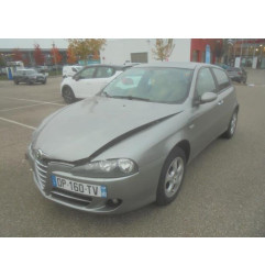 Pare choc arriere ALFA ROMEO 147 Photo n°5