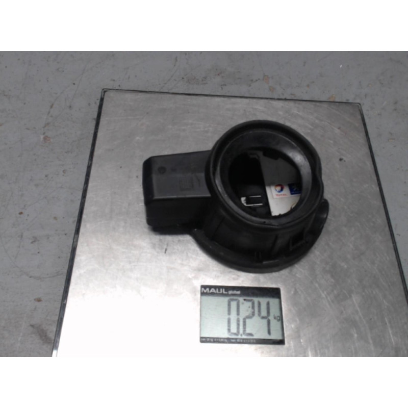 Trappe d'essence PEUGEOT 3008 1