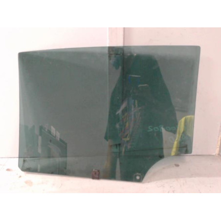 Vitre arriere droit PEUGEOT 3008 1 Photo n°1