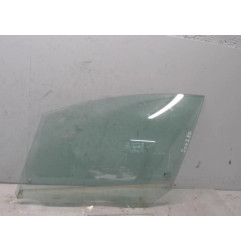 Vitre avant gauche OPEL MERIVA B Photo n°1