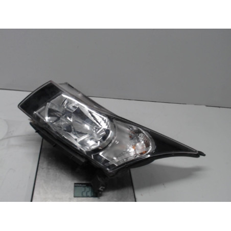 Optique avant principal gauche (feux)(phare) CHEVROLET CRUZE Photo n°1