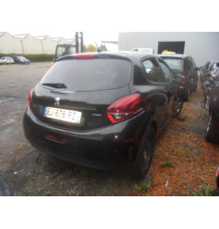 Vitre arriere gauche PEUGEOT 208 1 Photo n°7