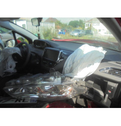 Vitre arriere droit PEUGEOT 208 1 Photo n°6