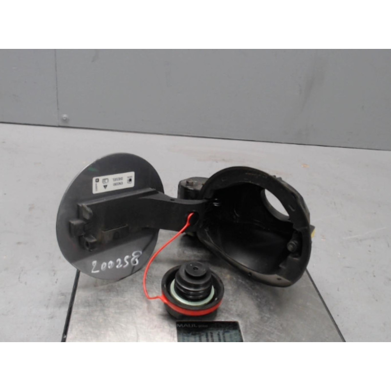 Trappe d'essence VOLVO V 50