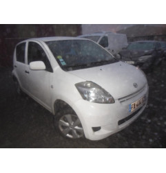 Interrupteur de leve vitre avant droit DAIHATSU SIRION 2 Photo n°4