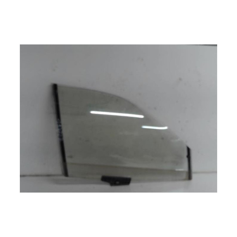 Vitre avant droit AUDI A8 1