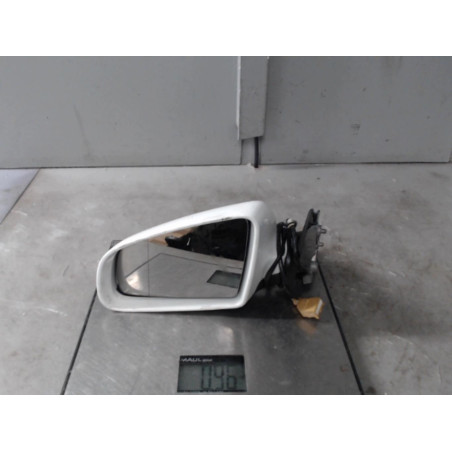 Retroviseur gauche AUDI A4 2 Photo n°1