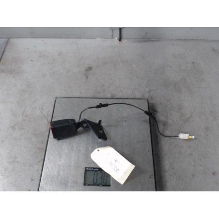 Attache ceinture arriere droit PEUGEOT 508 1 Photo n°1
