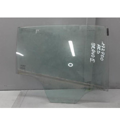 Vitre arriere droit FIAT BRAVO 2 Photo n°1