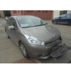 Vitre arriere gauche PEUGEOT 208 1 Photo n°3