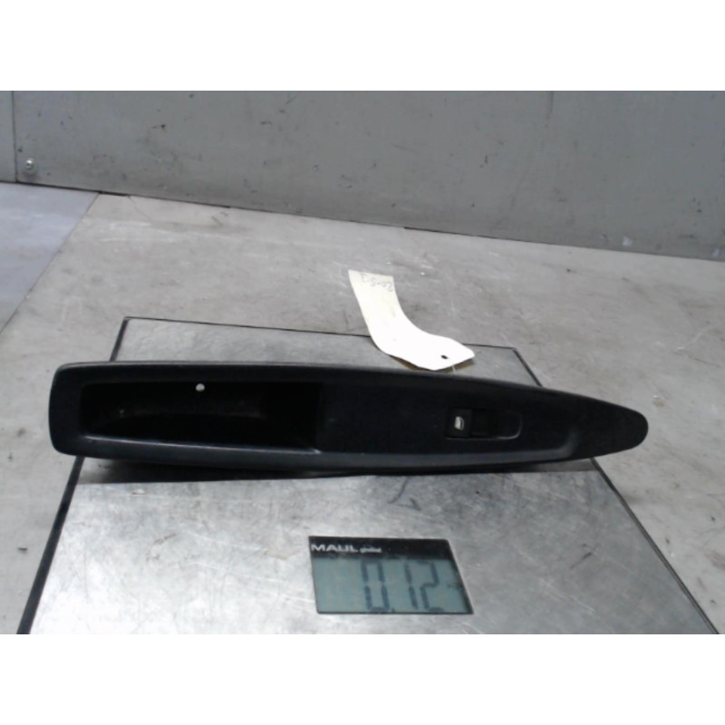 Interrupteur de leve vitre avant droit CITROEN C4 1