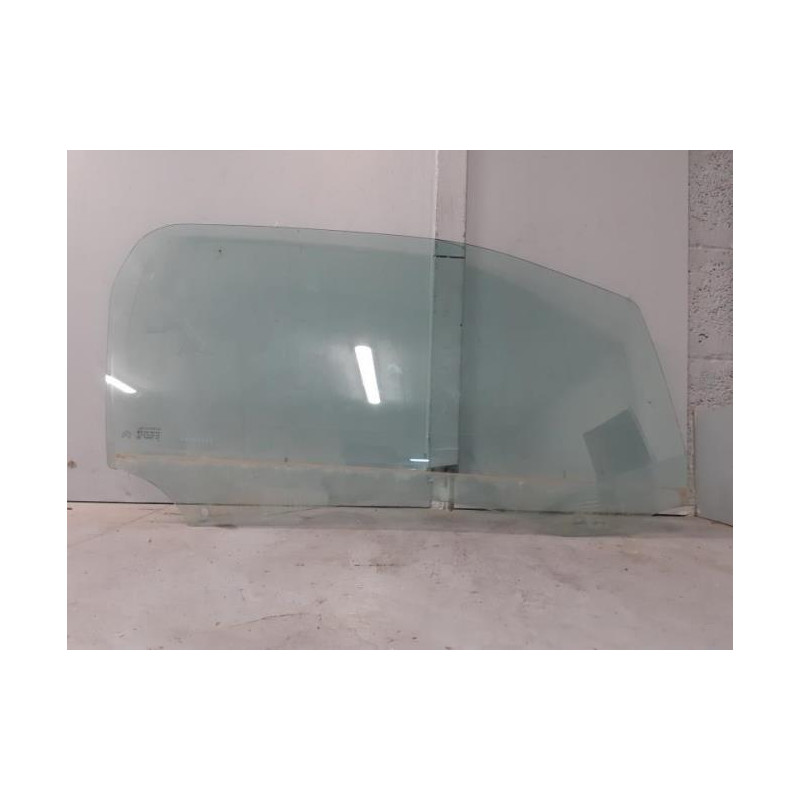 Vitre avant droit CITROEN DS3