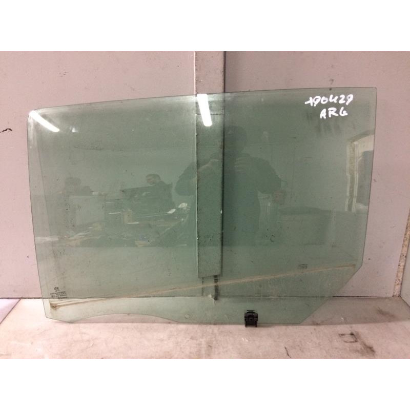 Vitre arriere gauche PEUGEOT 308 2