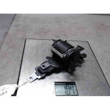Ceinture arriere centrale NISSAN QASHQAI 1