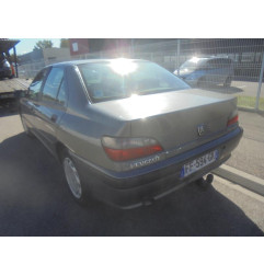 Pompe de direction PEUGEOT 406 Photo n°13