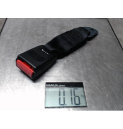 Attache ceinture arriere centrale DACIA SANDERO 1