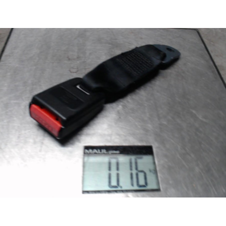Attache ceinture arriere centrale DACIA SANDERO 1