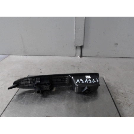 Interrupteur de leve vitre avant droit CITROEN C4 2