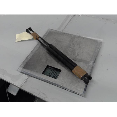 Verin de coffre PEUGEOT 208 1