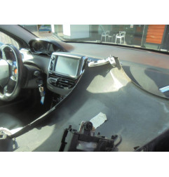 Trappe d'essence PEUGEOT 208 1 Photo n°8