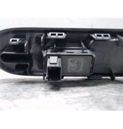 Interrupteur de leve vitre avant droit PEUGEOT 5008 1 Photo n°3