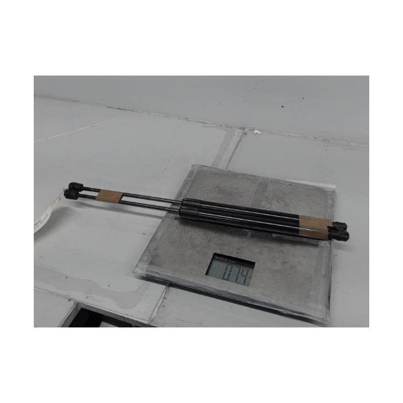 Verin de coffre MERCEDES CLASSE B 245