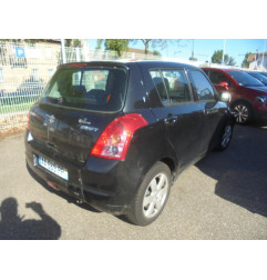 Feu arriere principal gauche (feux) SUZUKI SWIFT 3 Photo n°6