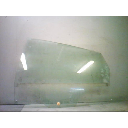 Vitre arriere gauche FORD FIESTA 6 Photo n°1