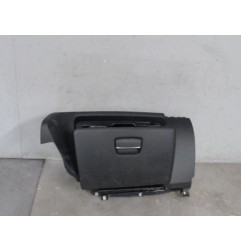 Boite a gants BMW SERIE 1 E81 Photo n°1