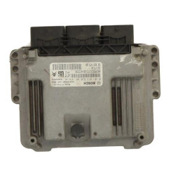 Calculateur moteur PEUGEOT 208 1 Photo n°6