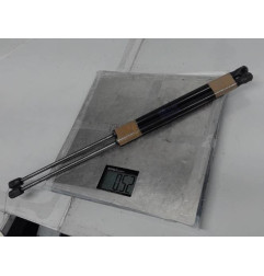 Verin de coffre VOLKSWAGEN POLO 5 Photo n°3