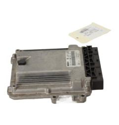 Calculateur moteur RENAULT CLIO 4 Photo n°4