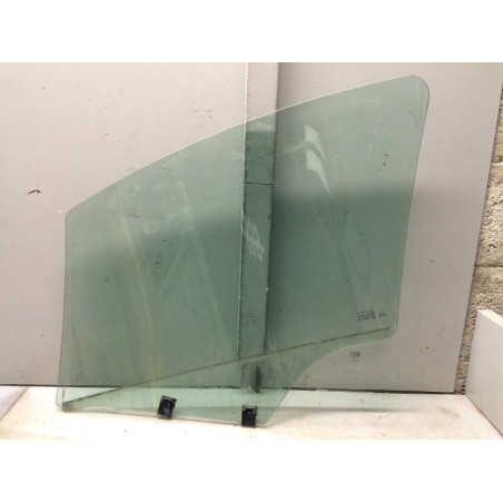 Vitre avant droit CITROEN C3 2