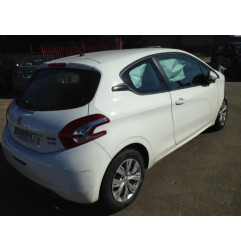 Trappe d'essence PEUGEOT 208 1 Photo n°6