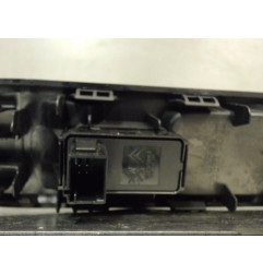 Interrupteur de leve vitre avant droit PEUGEOT 5008 1 Photo n°3