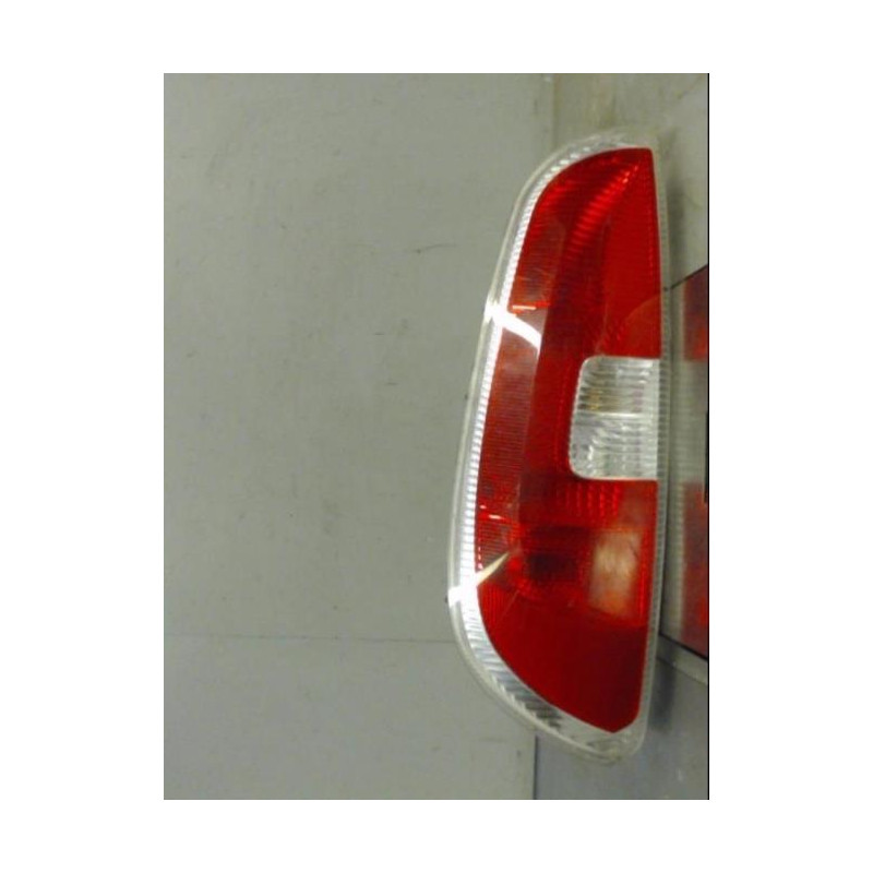 Feu arriere principal gauche (feux) SKODA ROOMSTER Photo n°3