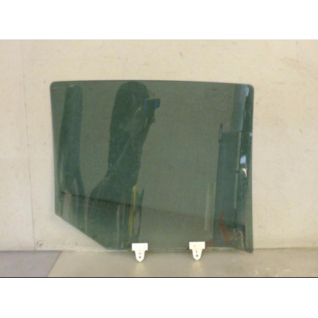 Vitre arriere gauche RENAULT MEGANE 3 Photo n°1