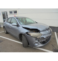 Vitre arriere gauche RENAULT MEGANE 3 Photo n°3