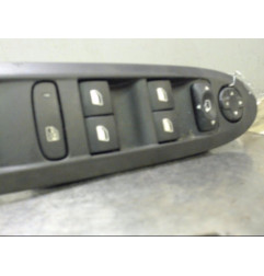 Interrupteur de leve vitre avant gauche CITROEN C4 2