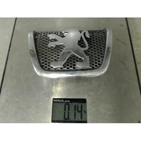 Sigle de calandre PEUGEOT 607 Photo n°1