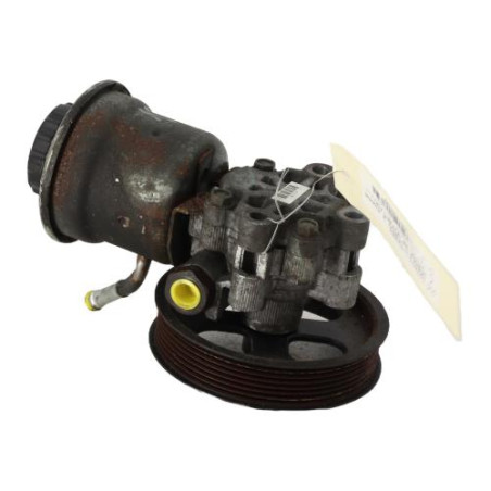 Pompe de direction TOYOTA COROLLA VERSO 2 Photo n°1