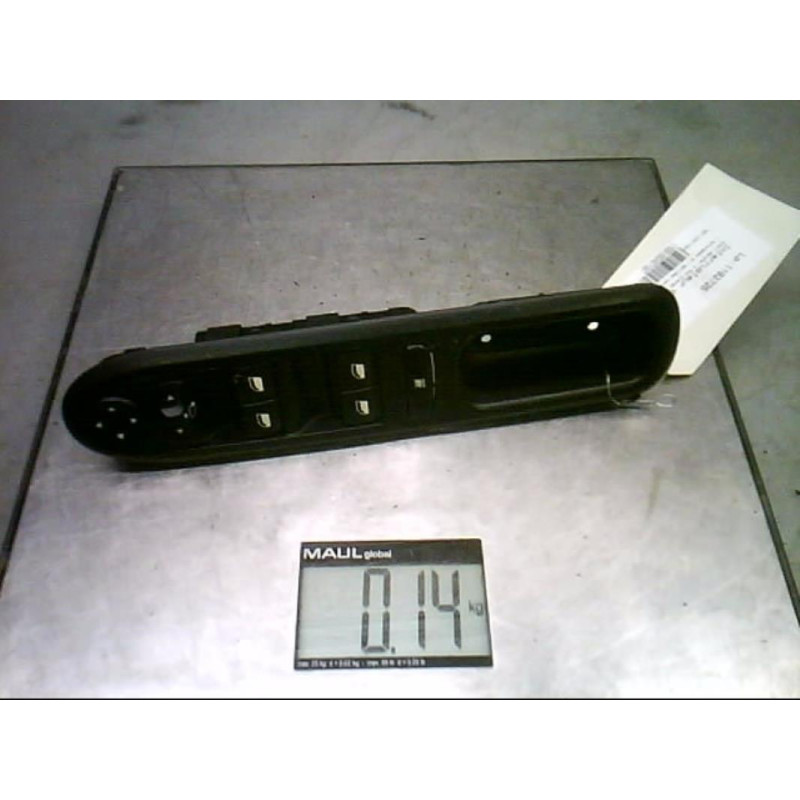 Interrupteur de leve vitre avant gauche PEUGEOT 407