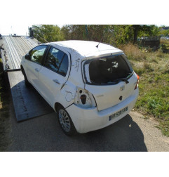 Capot TOYOTA YARIS 2 Photo n°7