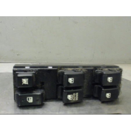 Interrupteur de leve vitre avant gauche HYUNDAI TUCSON 1