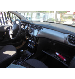 Feu arriere secondaire gauche (feux) CITROEN C3 2 Photo n°9