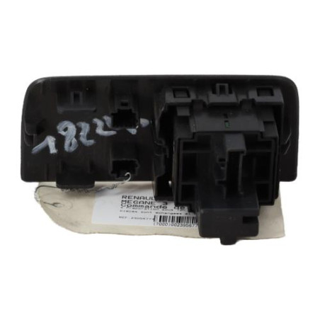 Commande de reglage hauteur de phare RENAULT MEGANE 3