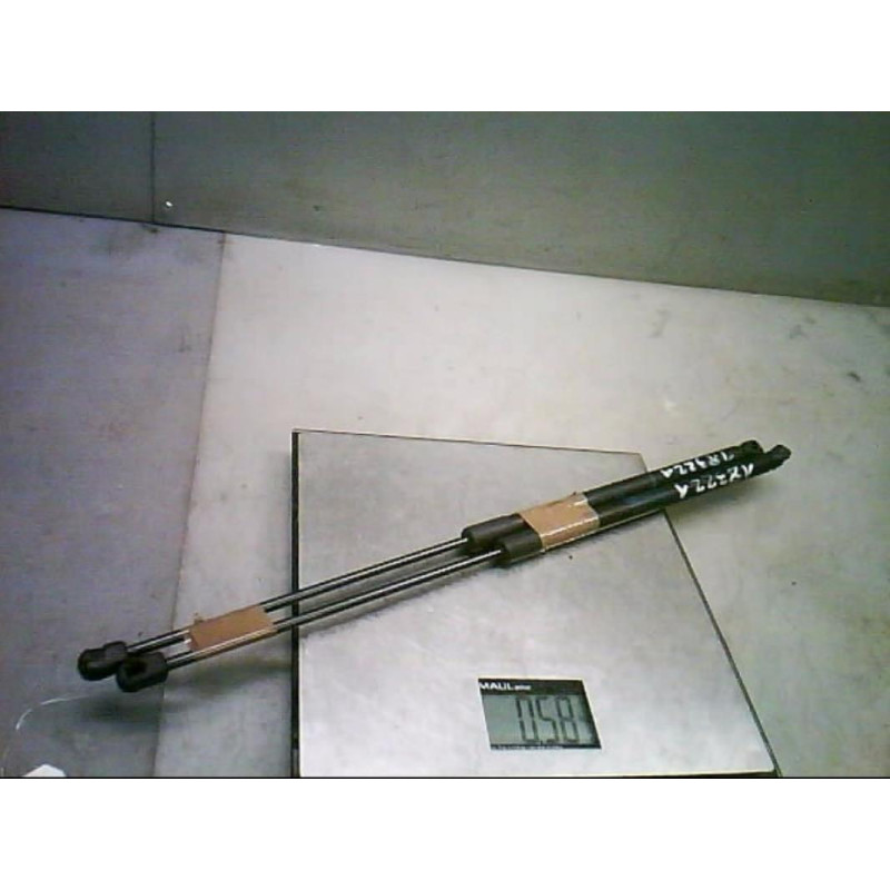 Verin de coffre OPEL CORSA D